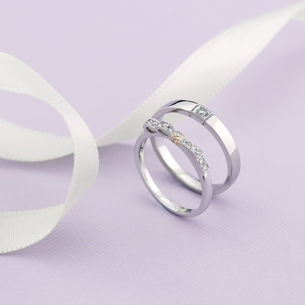 璀璨之星(蝴蝶結款) 雙色鉑金(白金)鑽石結婚對戒