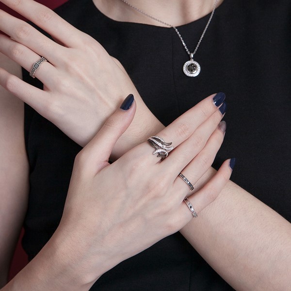 簡約點綴染黑 925純銀 女款戒指飾品
