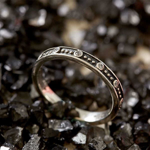 簡約點綴染黑 925純銀 女款戒指飾品