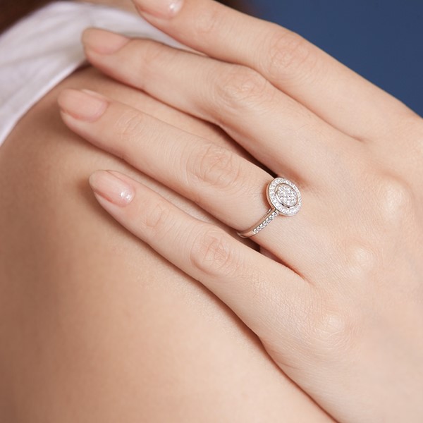 氣勢橢圓鑽台奢華珠寶 純銀 女款戒指飾品