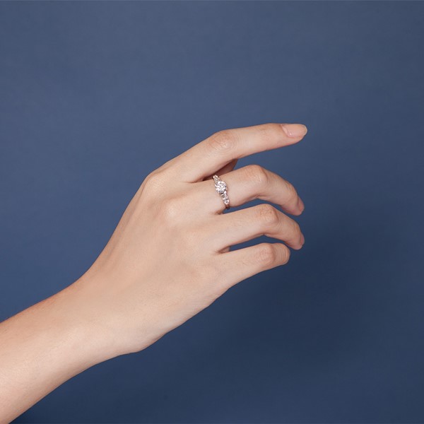 完美鑽飾 純銀 求婚訂婚戒/5.8mm鋯石