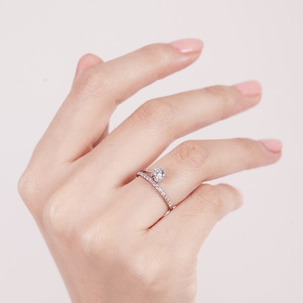 辛德瑞拉氣質排鑽 925純銀 求婚訂婚戒/4.4mm鋯石